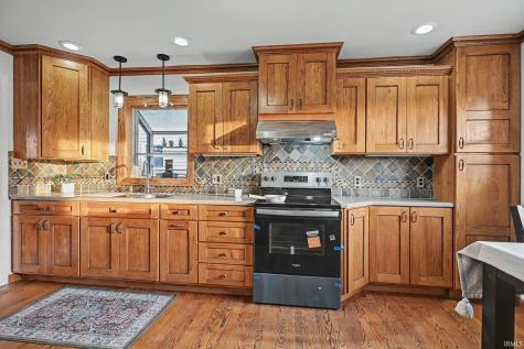 1632 N Kenmore Street South Bend IN 46628