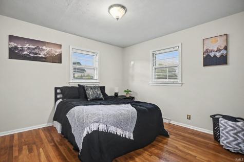 1632 N Kenmore Street South Bend IN 46628