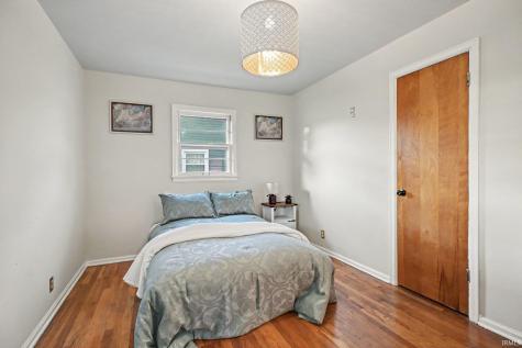 1632 N Kenmore Street South Bend IN 46628