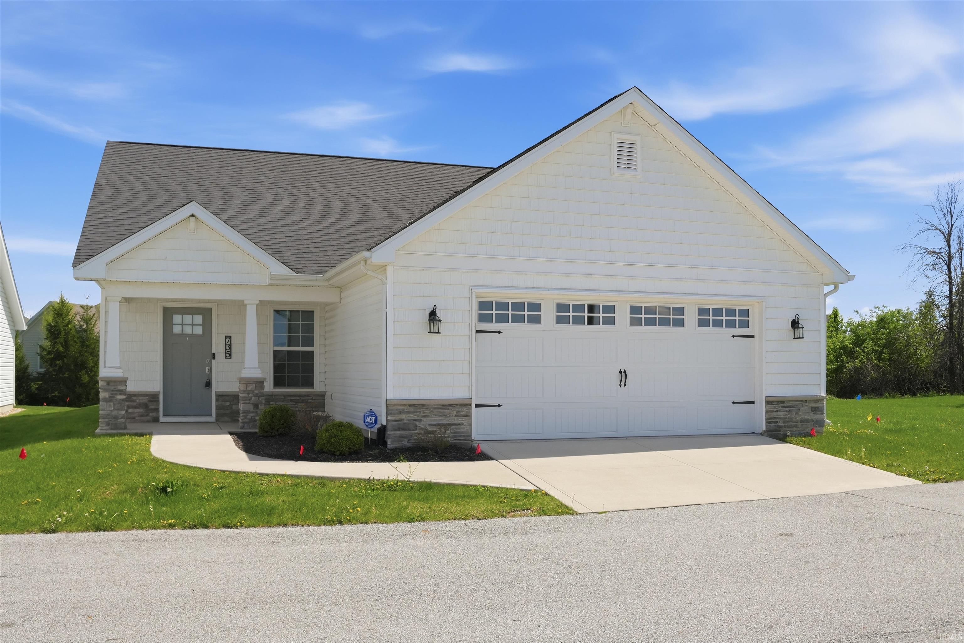 735 W Hamilton Road Fort Wayne IN 46814