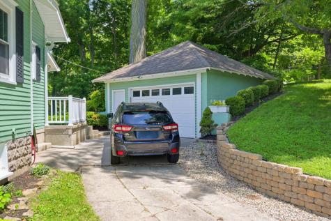 1208 Woodlawn Drive New Castle IN 47362