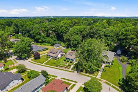 1208 Woodlawn Drive New Castle IN 47362