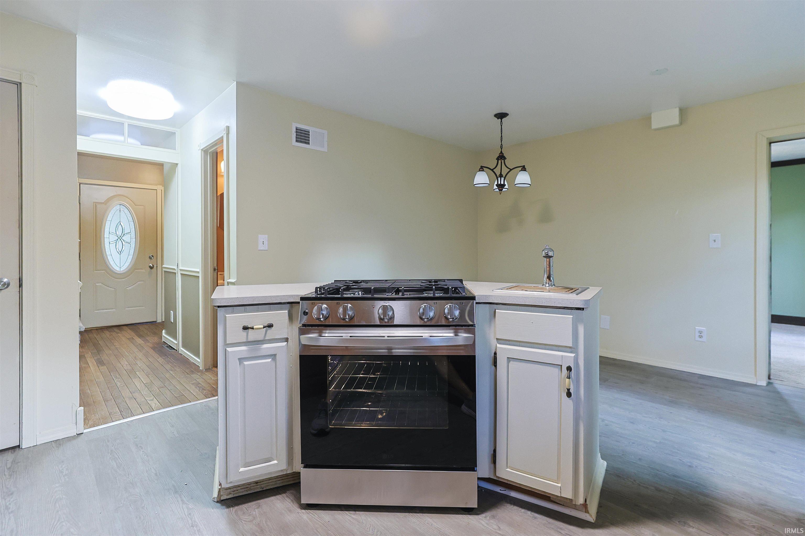 26222 Tyris Street South Bend IN 46619