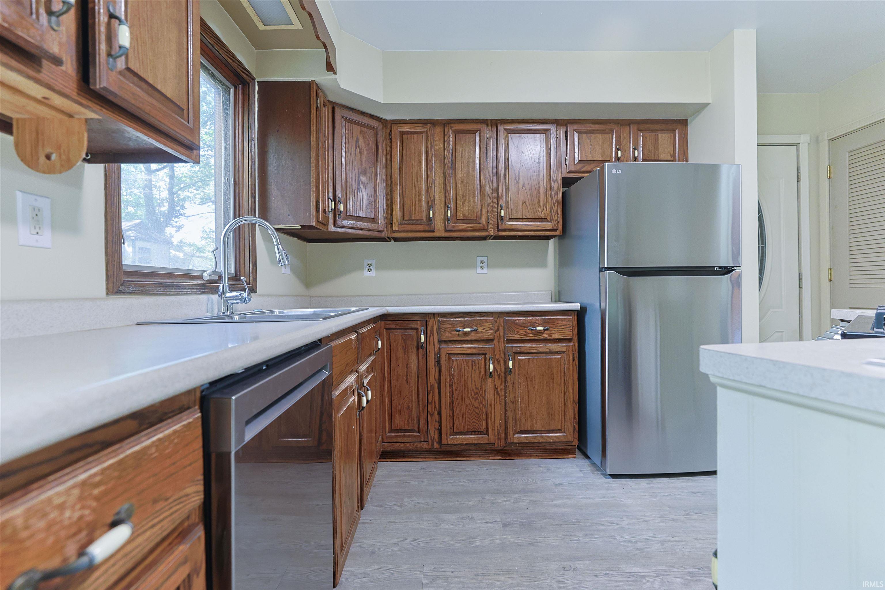 26222 Tyris Street South Bend IN 46619