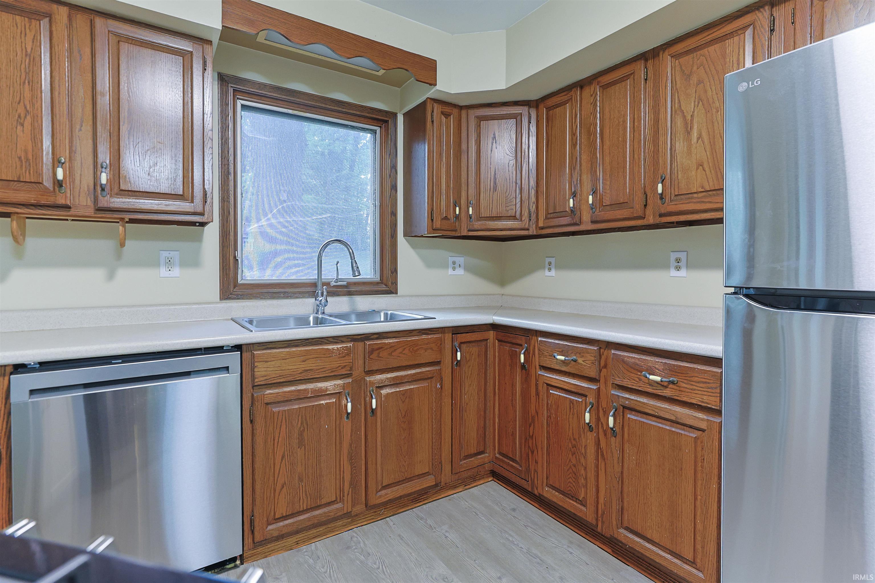 26222 Tyris Street South Bend IN 46619