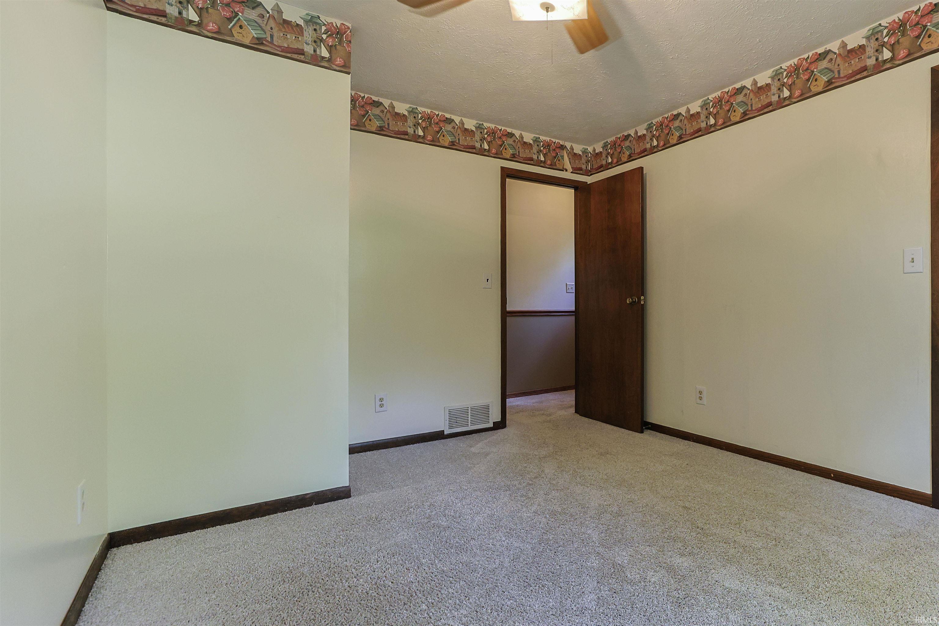 26222 Tyris Street South Bend IN 46619