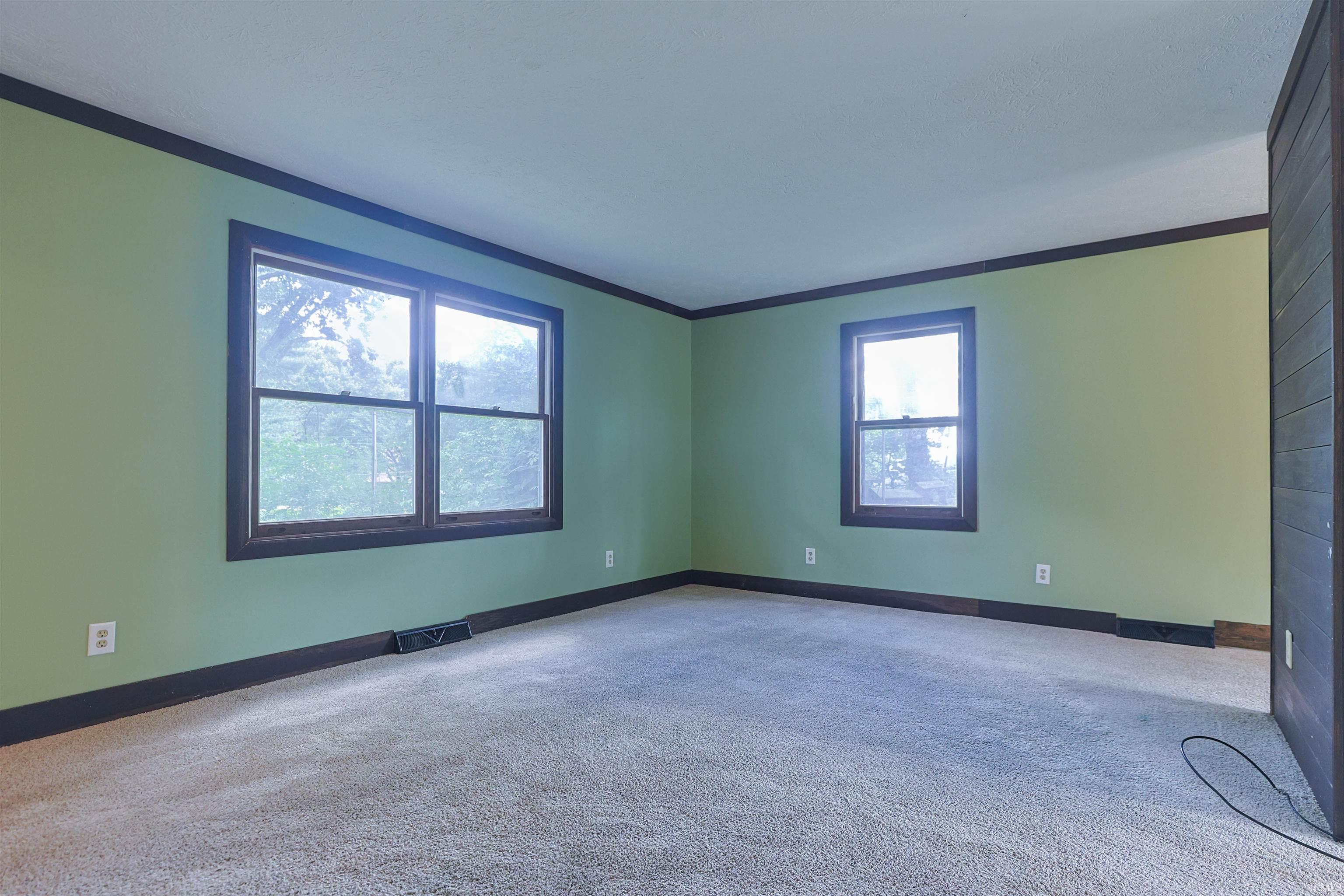 26222 Tyris Street South Bend IN 46619