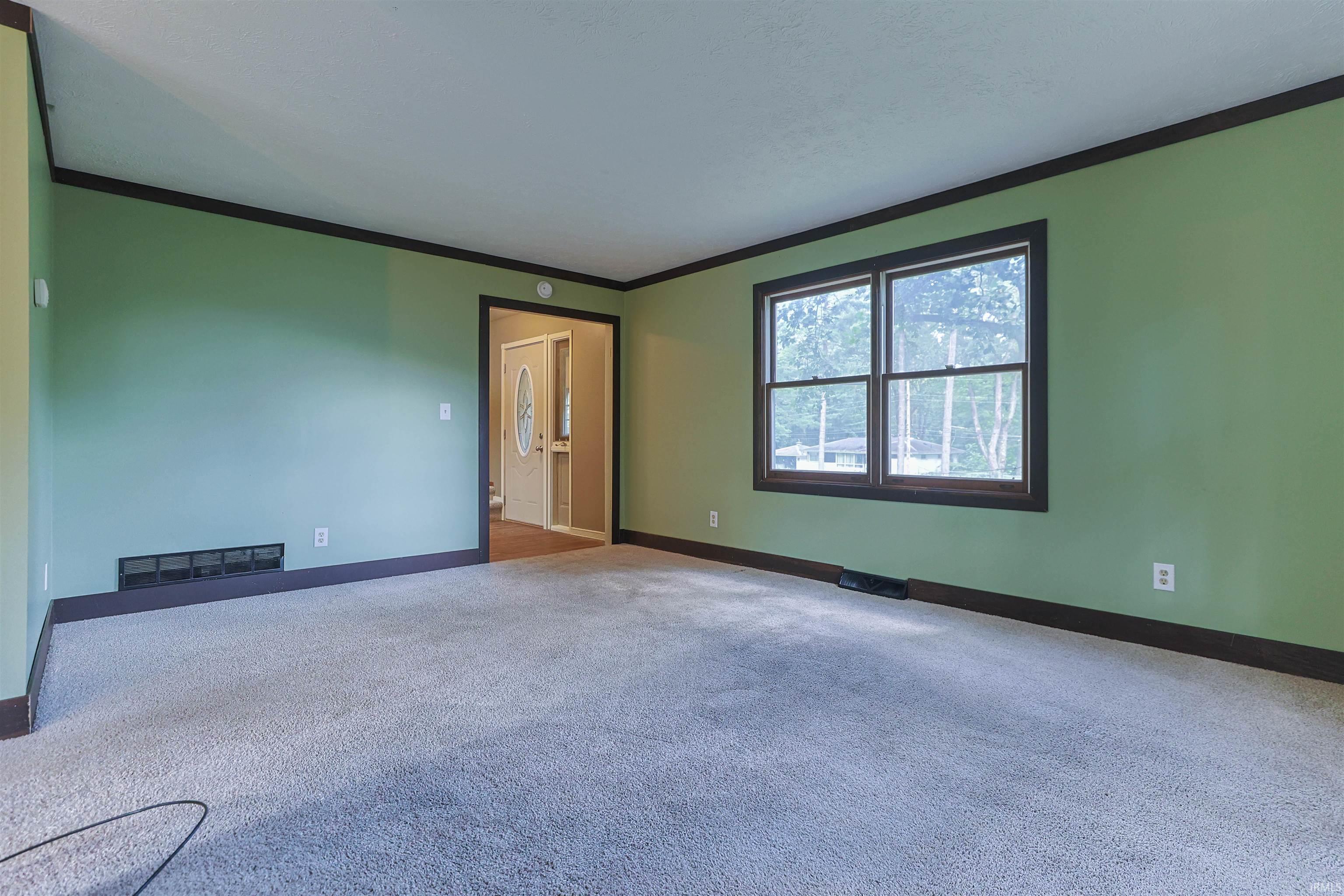 26222 Tyris Street South Bend IN 46619