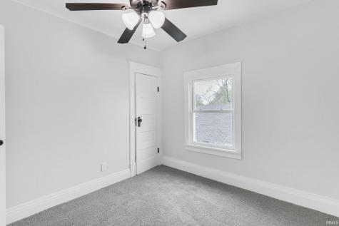946 S 28th Street South Bend IN 46615