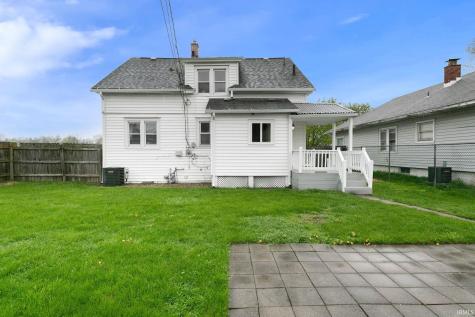 946 S 28th Street South Bend IN 46615