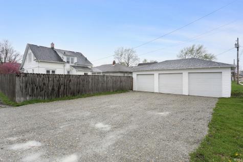 946 S 28th Street South Bend IN 46615