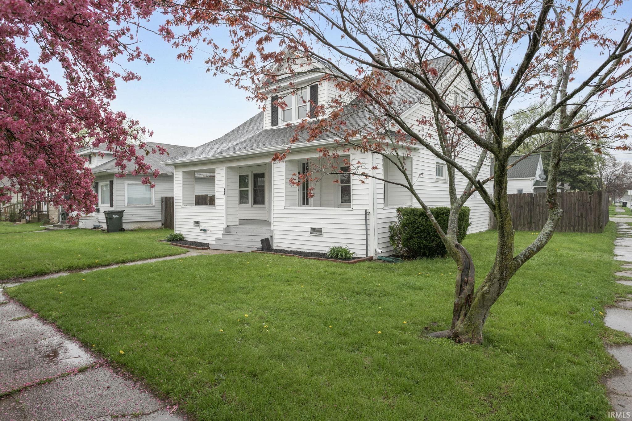 946 S 28th Street South Bend IN 46615