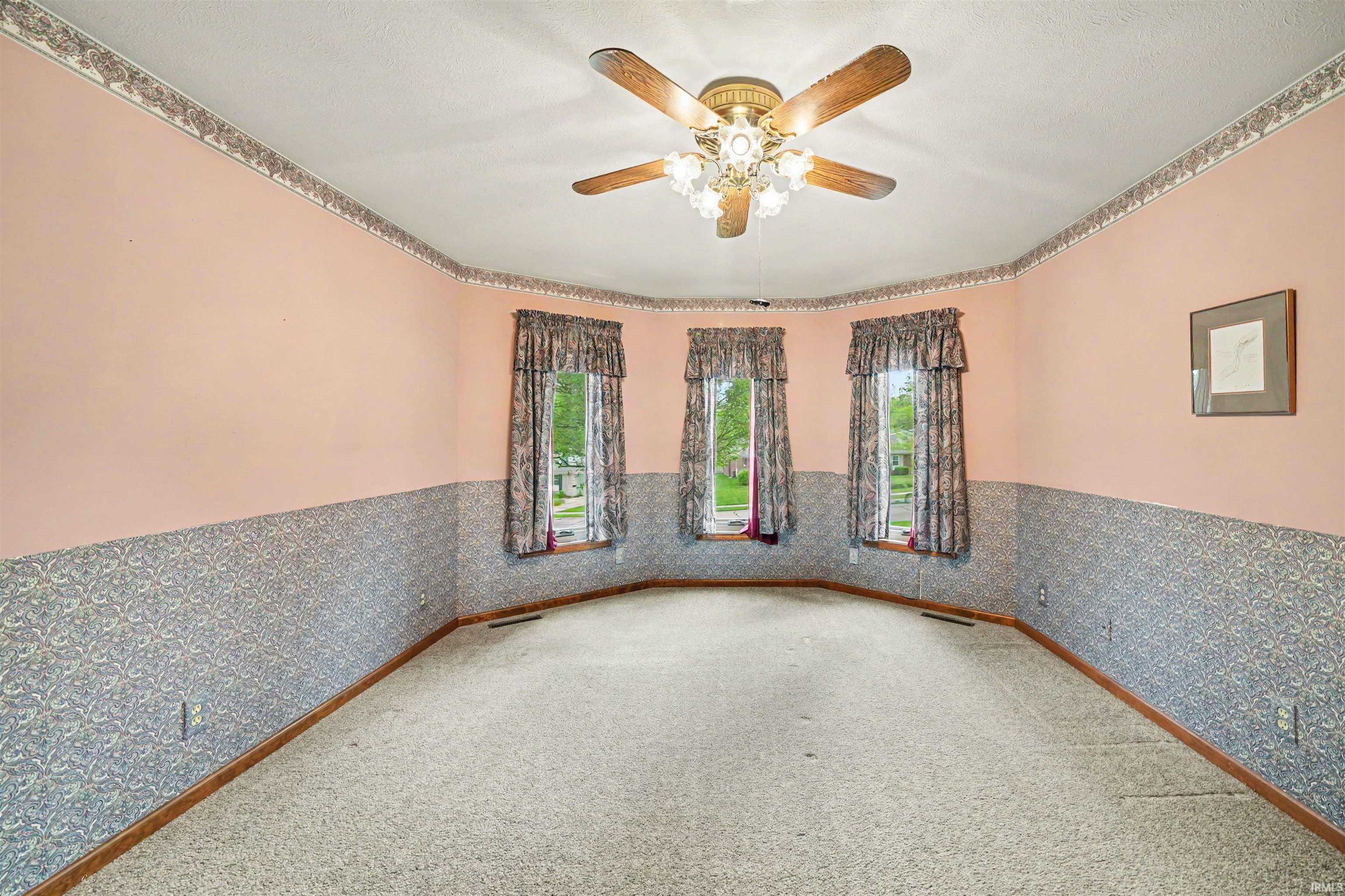 1212 Echo Drive South Bend IN 46614