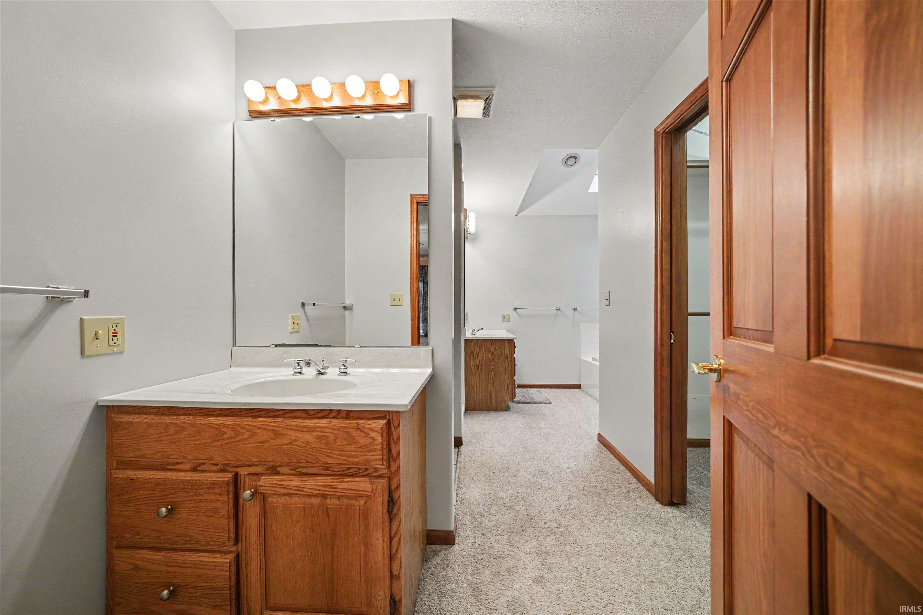 1212 Echo Drive South Bend IN 46614