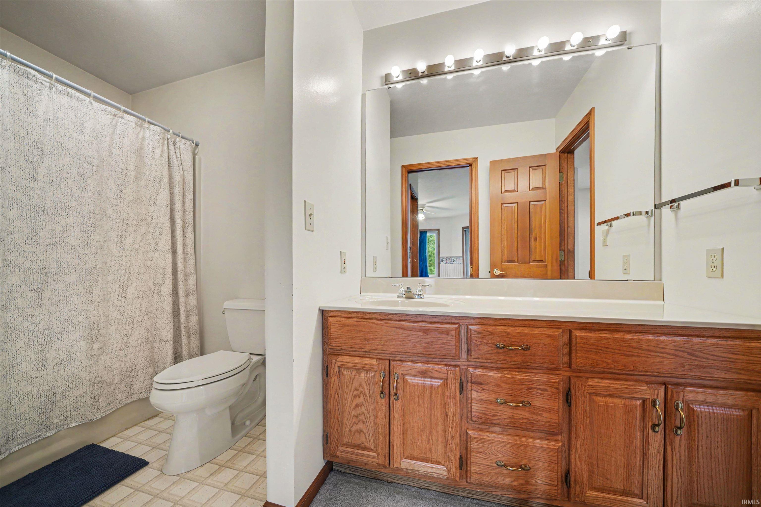 1212 Echo Drive South Bend IN 46614