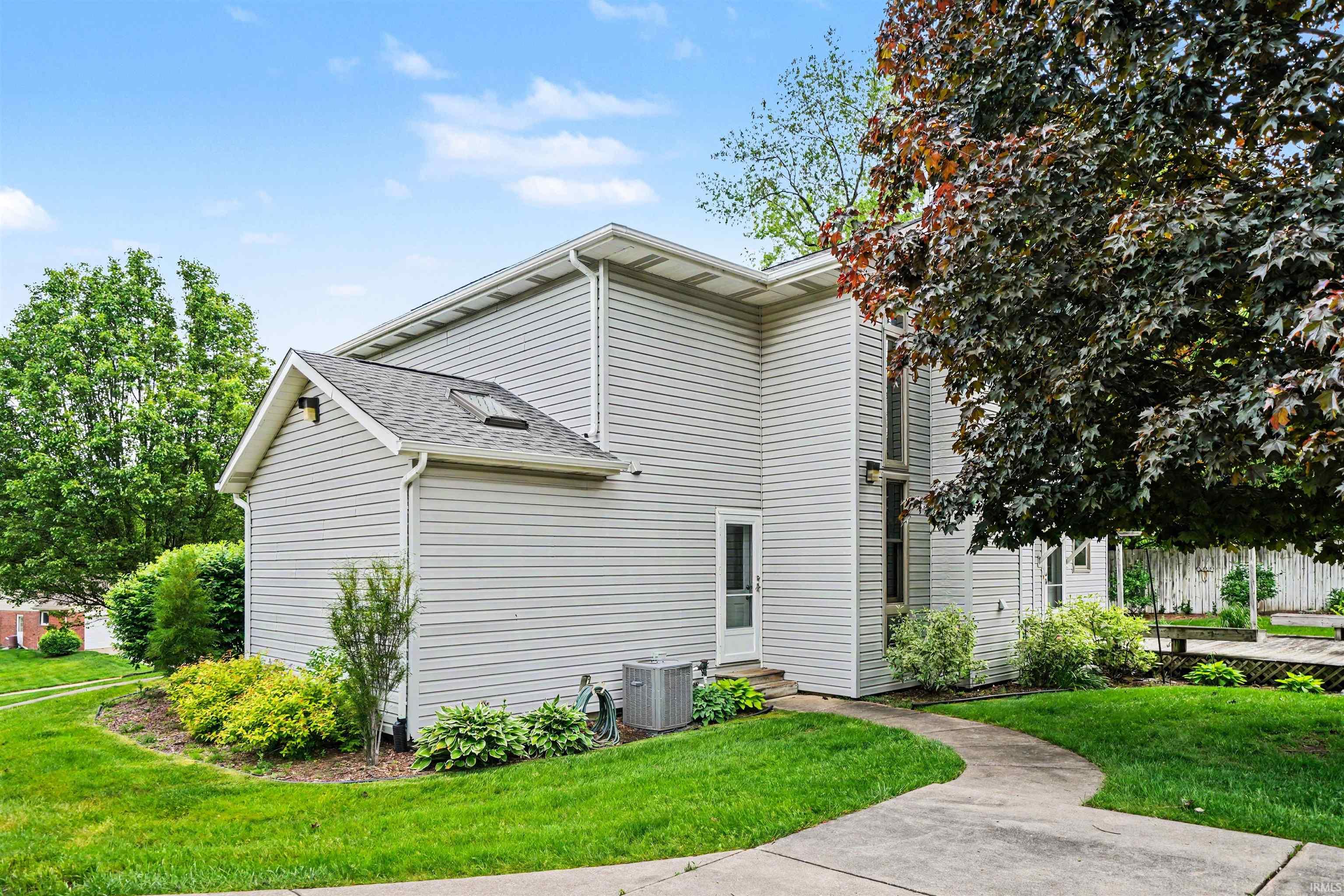1212 Echo Drive South Bend IN 46614