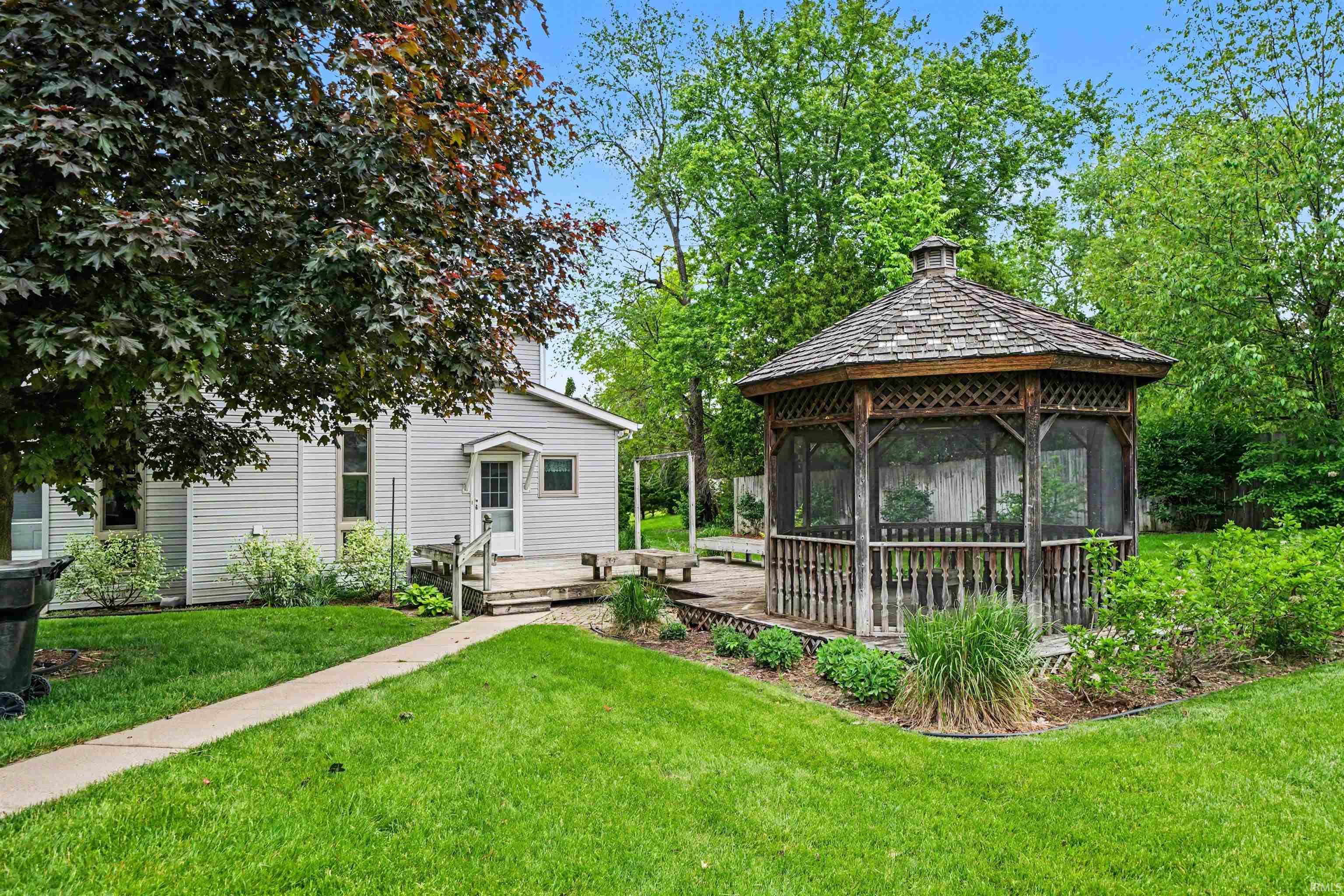 1212 Echo Drive South Bend IN 46614