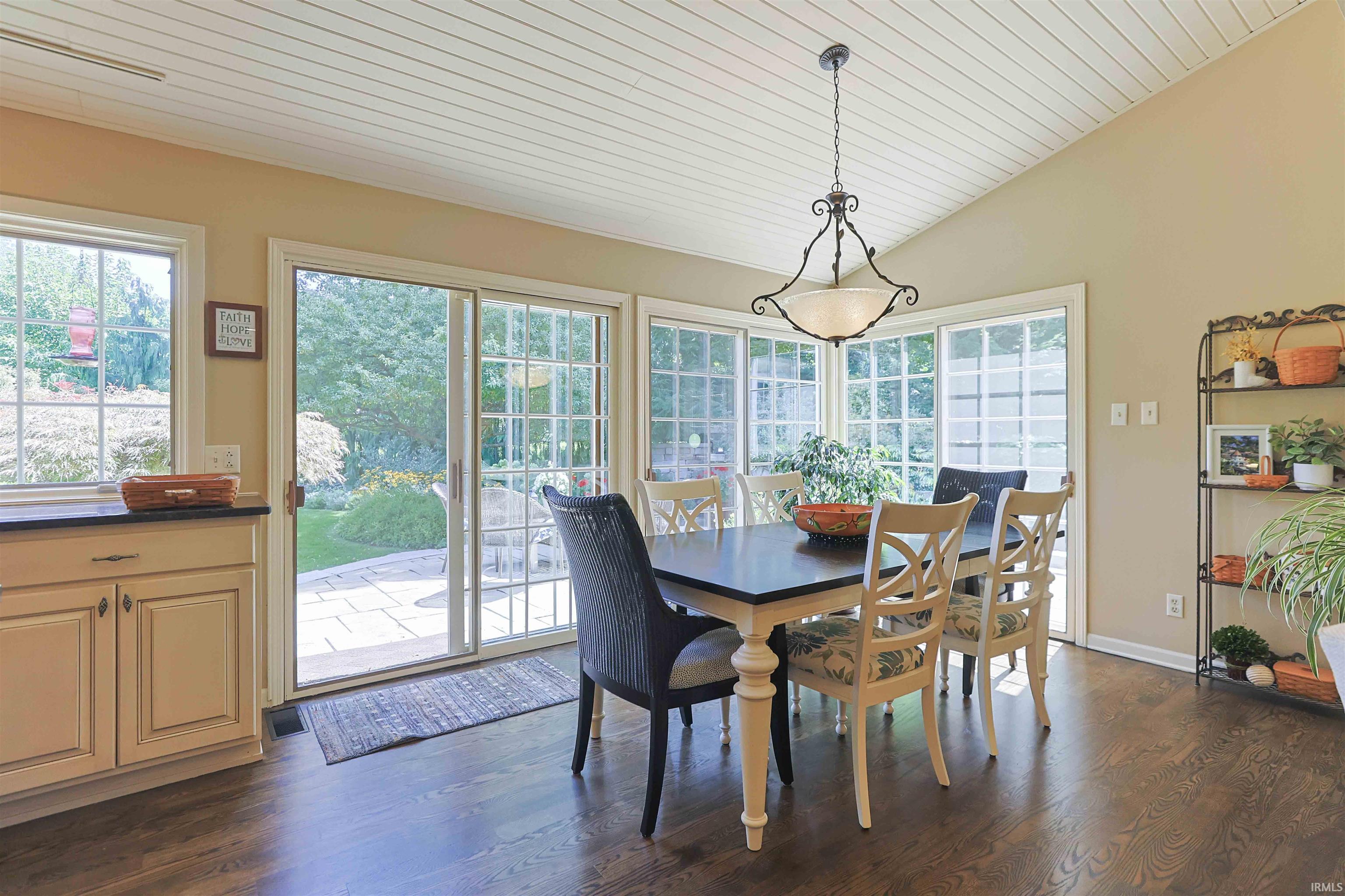 1326 Garland Road South Bend IN 46614