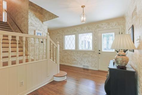 1326 Garland Road South Bend IN 46614