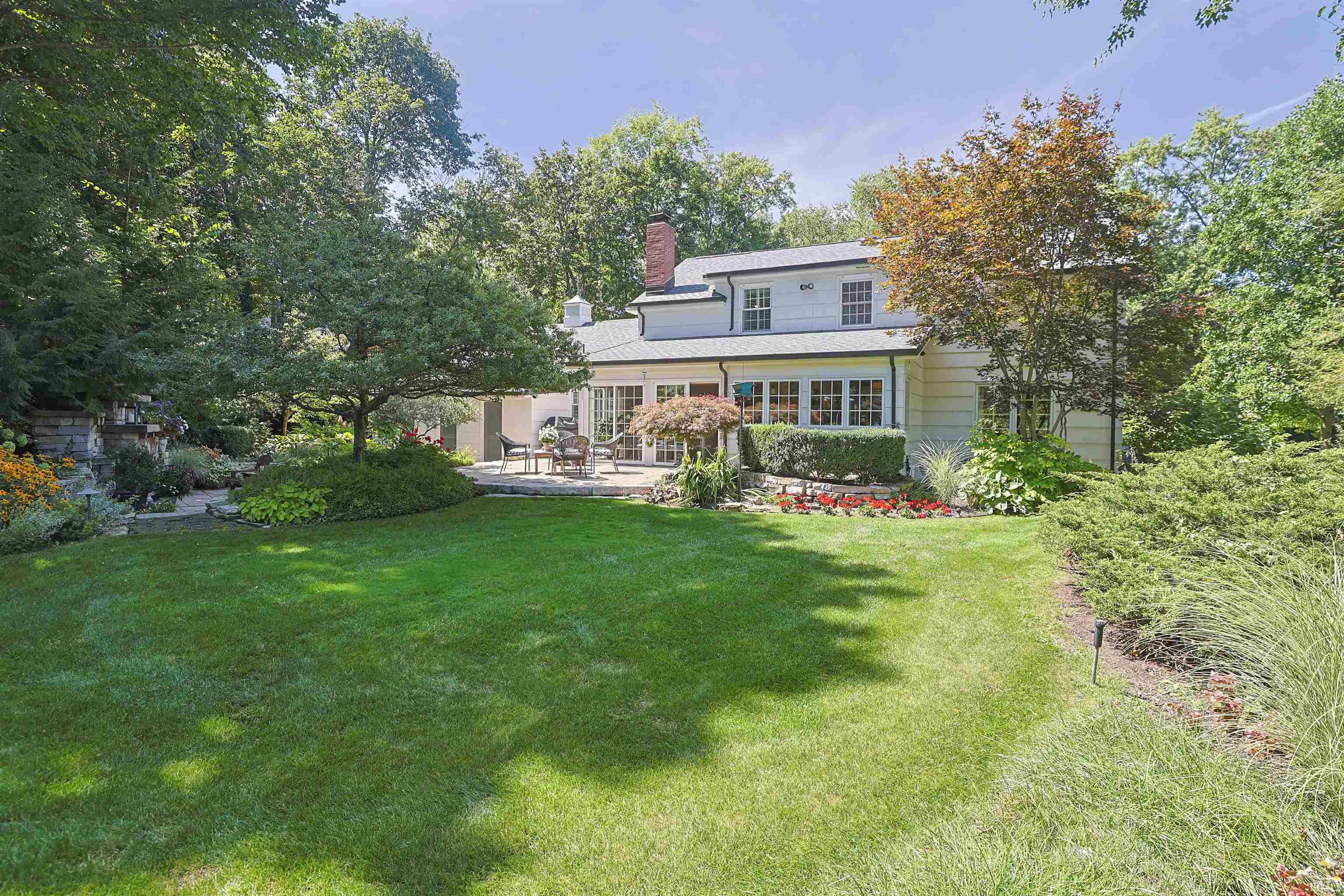 1326 Garland Road South Bend IN 46614