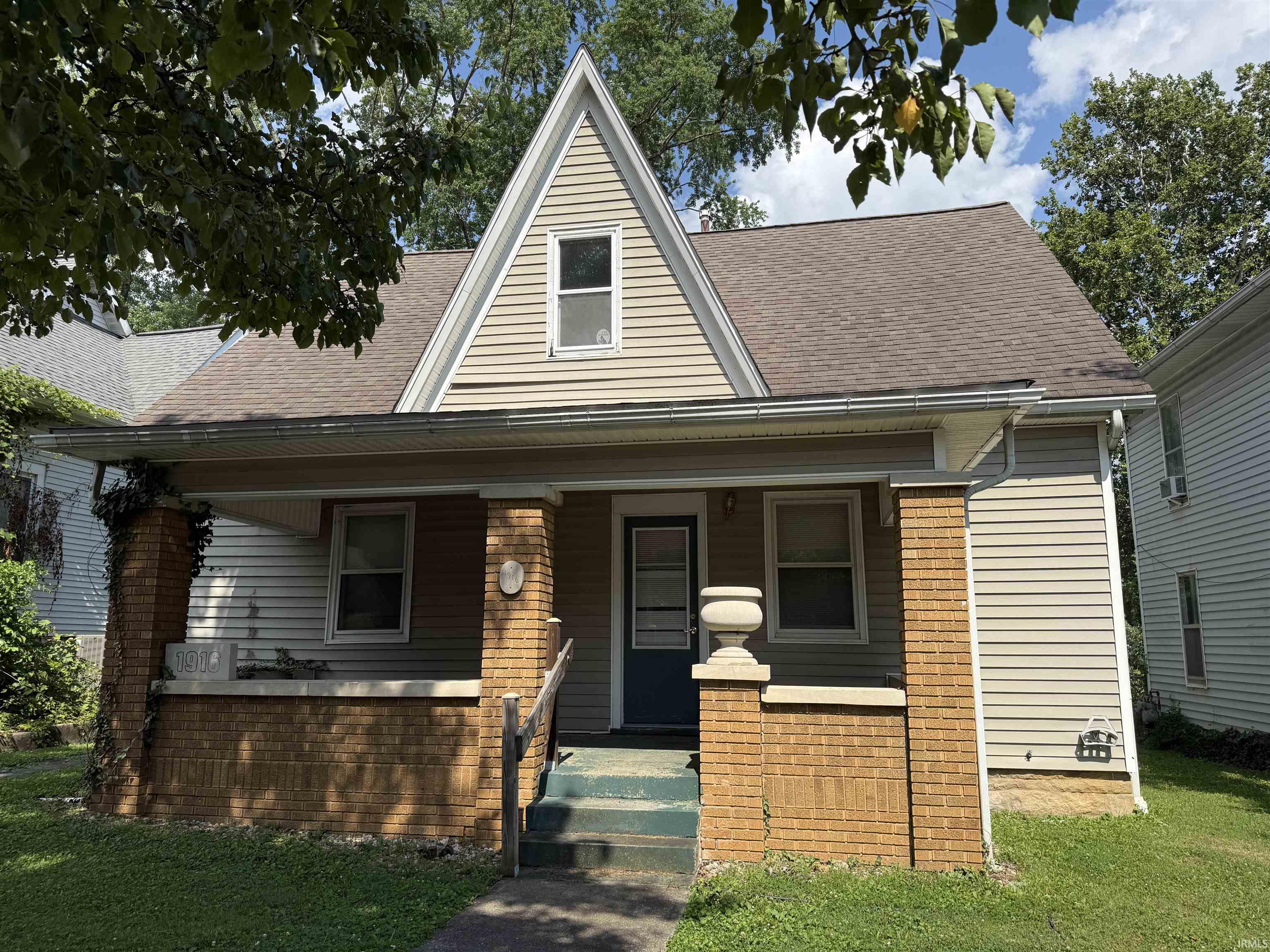 1916 I Street Bedford IN 47421