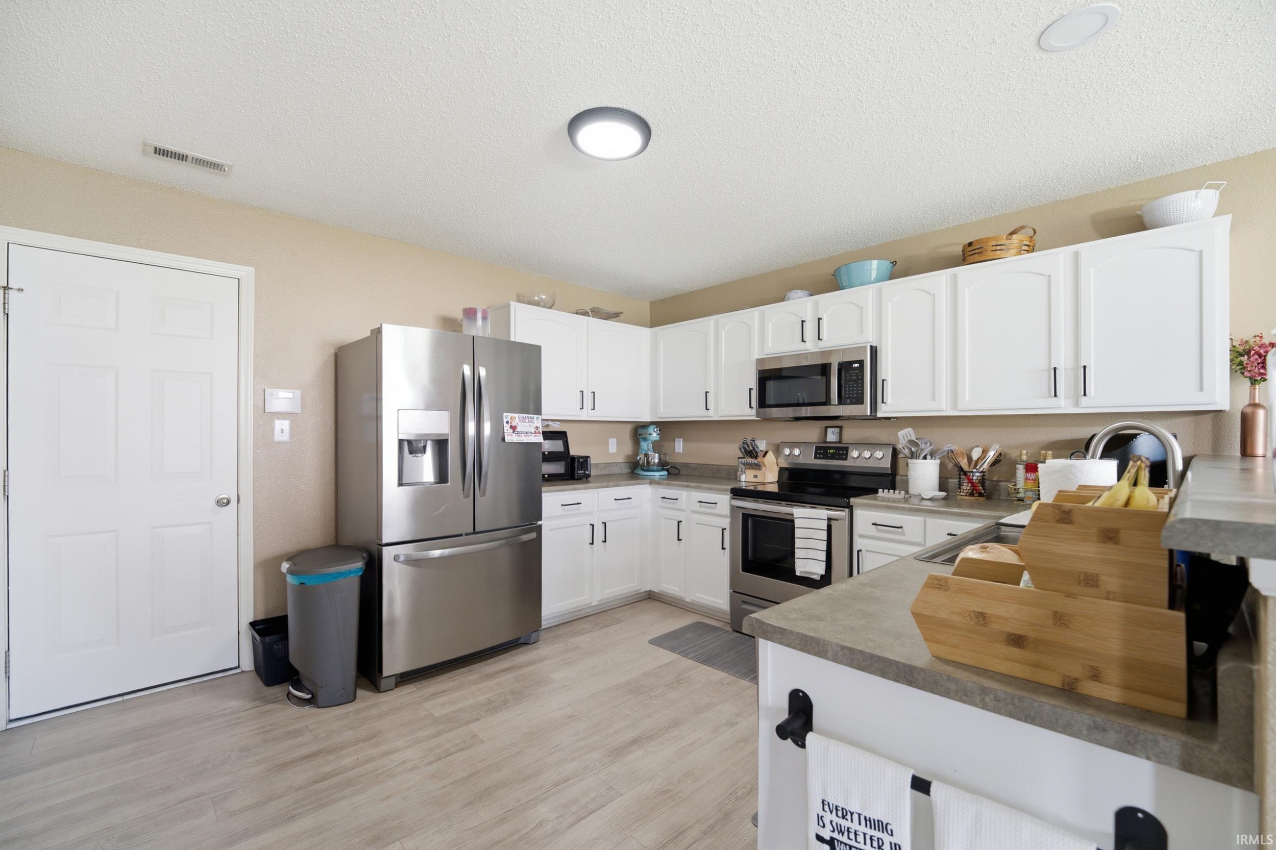 12634 Old Pond Road Noblesville IN 46060