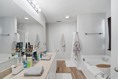 12634 Old Pond Road Noblesville IN 46060