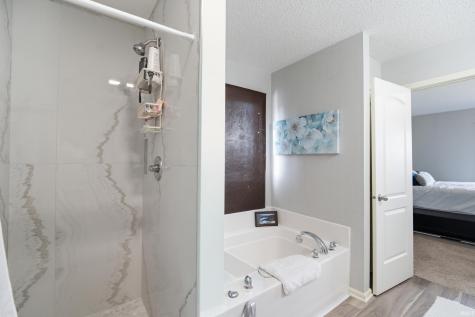 12634 Old Pond Road Noblesville IN 46060