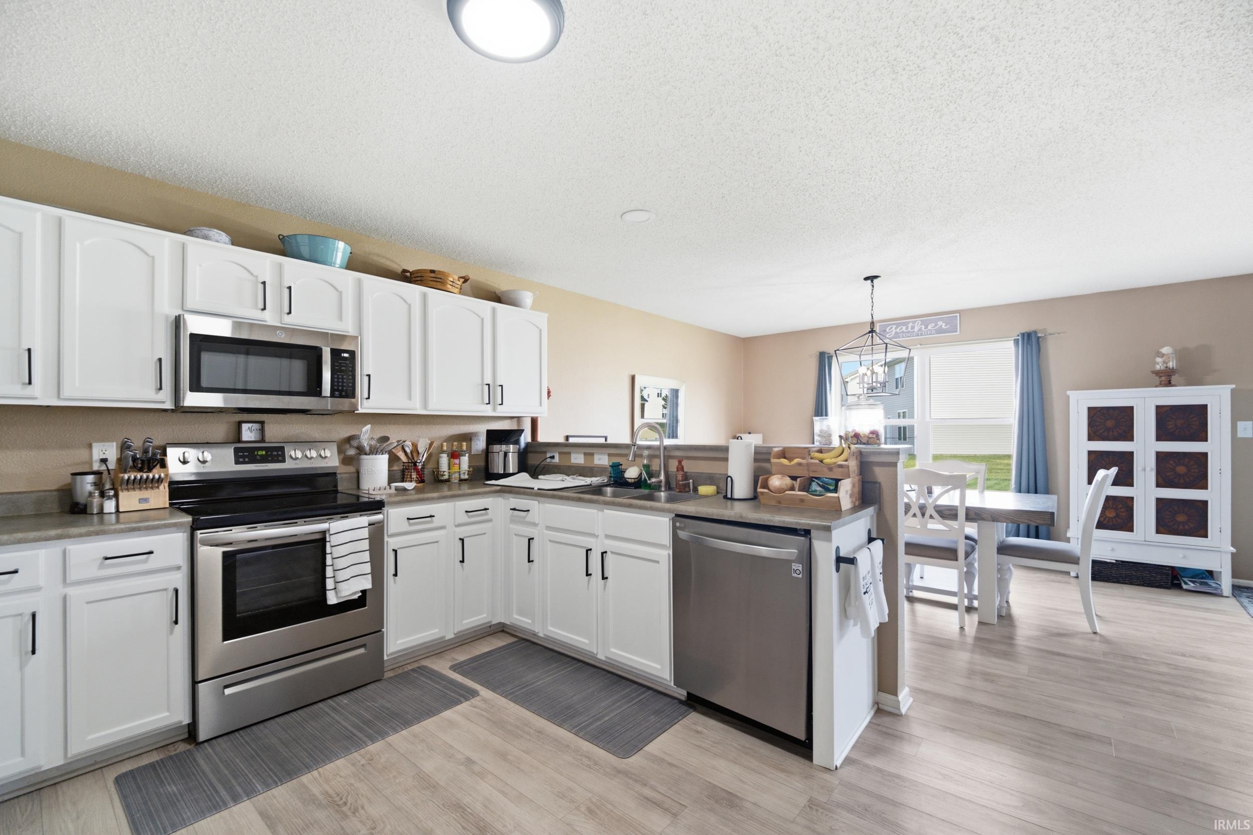 12634 Old Pond Road Noblesville IN 46060