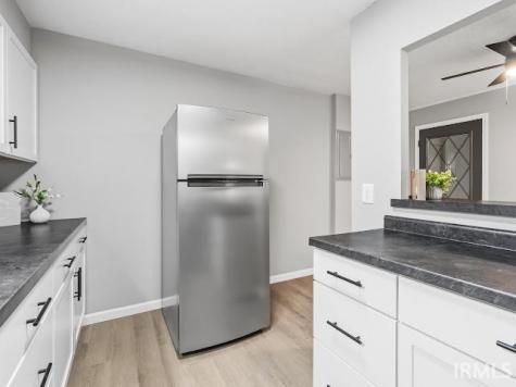 1808 W Braewick Drive Marion IN 46952