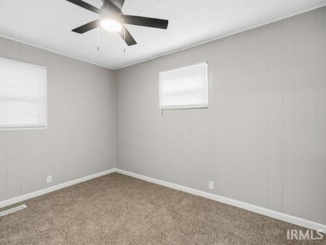 1808 W Braewick Drive Marion IN 46952