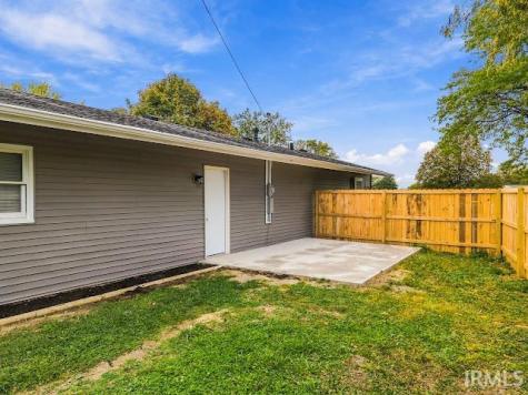 1808 W Braewick Drive Marion IN 46952