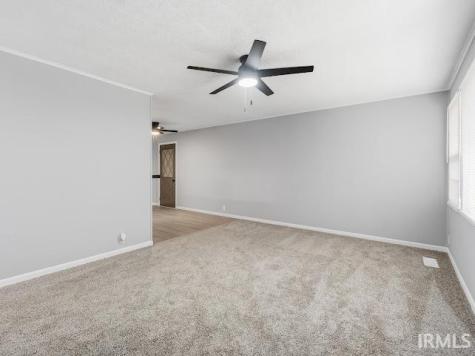 1808 W Braewick Drive Marion IN 46952