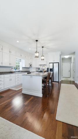 6260 N 100 W Road Howe IN 46746