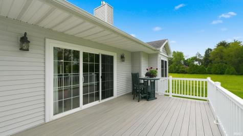 6260 N 100 W Road Howe IN 46746