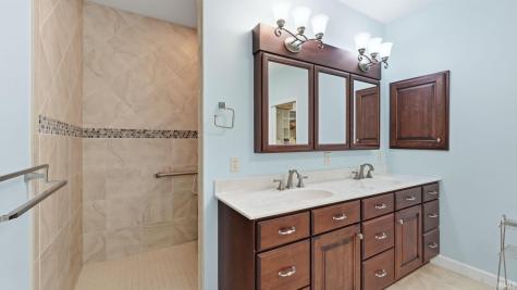 6260 N 100 W Road Howe IN 46746
