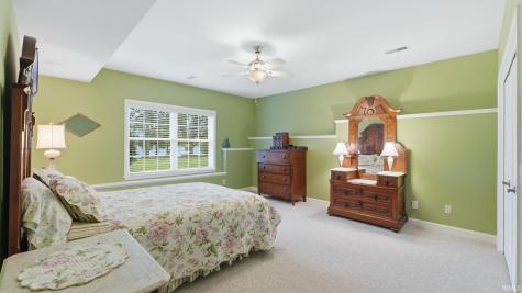 6260 N 100 W Road Howe IN 46746