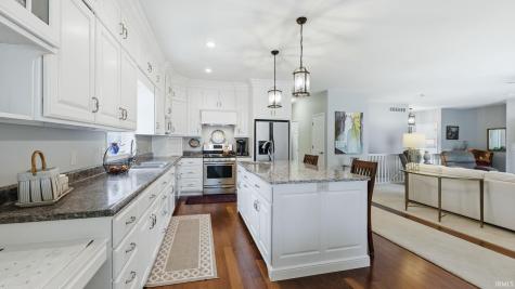 6260 N 100 W Road Howe IN 46746