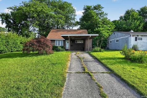 1147 Alpine Drive South Bend IN 46614