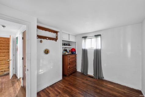 1147 Alpine Drive South Bend IN 46614