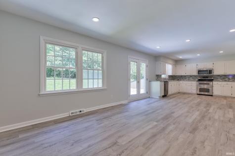 6621 Cochise Drive Evansville IN 47720
