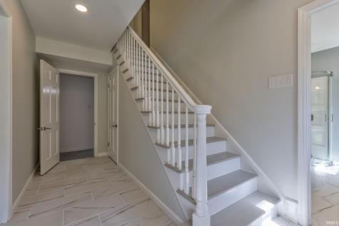 6621 Cochise Drive Evansville IN 47720