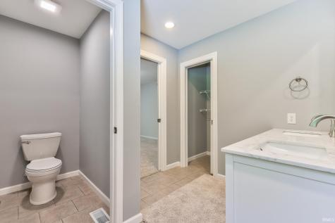 6621 Cochise Drive Evansville IN 47720