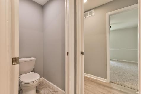 6621 Cochise Drive Evansville IN 47720