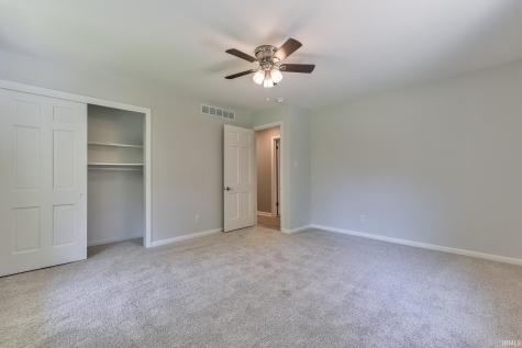 6621 Cochise Drive Evansville IN 47720