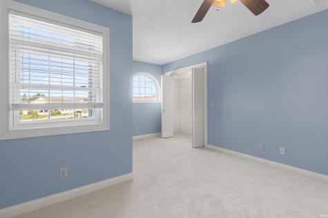 1478 E Crane Pond Drive Marion IN 46952