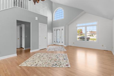 1478 E Crane Pond Drive Marion IN 46952