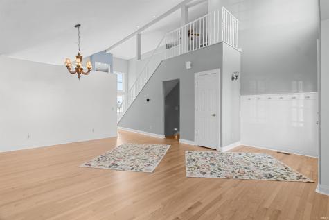 1478 E Crane Pond Drive Marion IN 46952