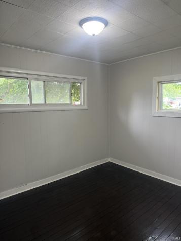 2324 25 Th Fort Wayne IN 46807