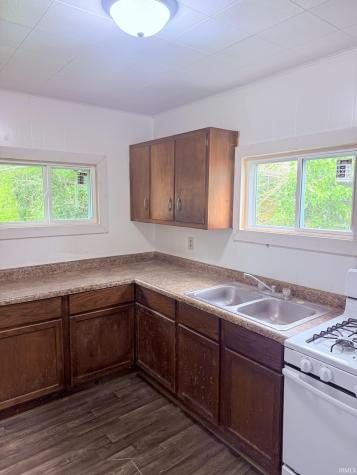 2324 25 Th Fort Wayne IN 46807